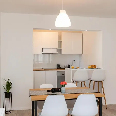 Apartment Two Flowers Luxury