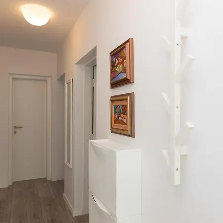 Apartment Two Flowers Luxury